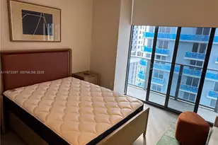 11 6th, Miami, FL 33132 - Photo 13