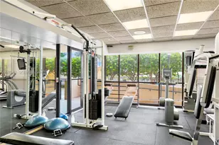 2555 Collins Ave, Miami Beach, FL 33140 - Photo 43