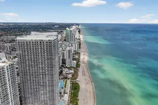 121 Golden Isles Dr, Hallandale Beach, FL 33009 - Photo 17