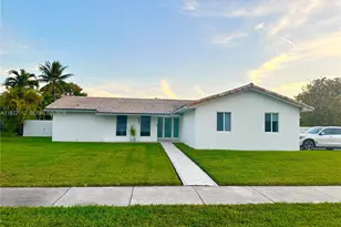 9230 SW 68th St, Miami, FL 33173 - Photo 29