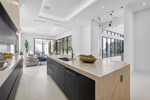 11395 SW 88th Ave, Miami, FL 33176 - Photo 9