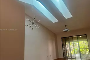 9831 NW 1st Ct, Plantation, FL 33324 - Photo 9