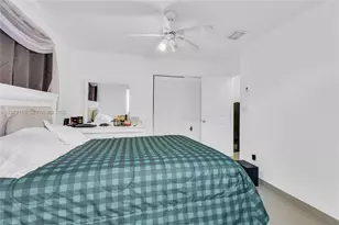 9719 NW 127th St, Hialeah Gardens, FL 33018 - Photo 9