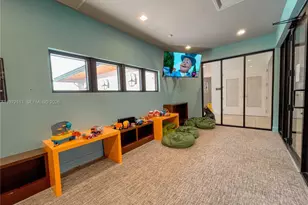 8031 NW 104th Ave, Doral, FL 33178 - Photo 19