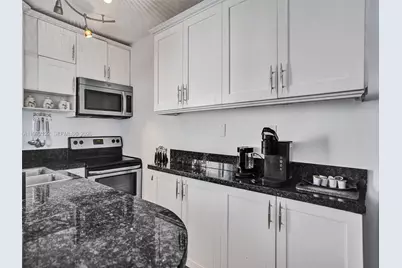 1815 N Surf Rd #202, Hollywood, FL 33019 - Photo 7