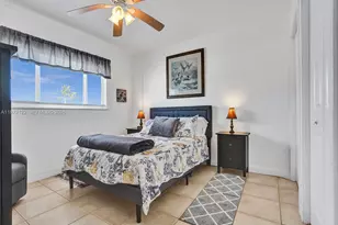 1815 N Surf Rd, Hollywood, FL 33019 - Photo 13