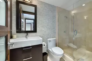 5875 Collins Ave, Miami Beach, FL 33140 - Photo 21