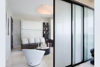 5875 Collins Ave #1008, Miami Beach, FL 33140 - Photo 9