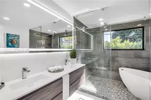 348 NE 117th St, Miami, FL 33161 - Photo 21