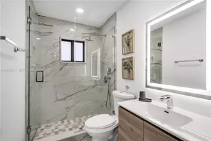 348 NE 117th St, Miami, FL 33161 - Photo 31