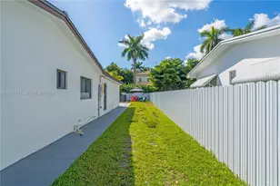 348 NE 117th St, Miami, FL 33161 - Photo 41