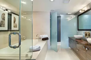 5875 Collins Ave, Miami Beach, FL 33140 - Photo 13