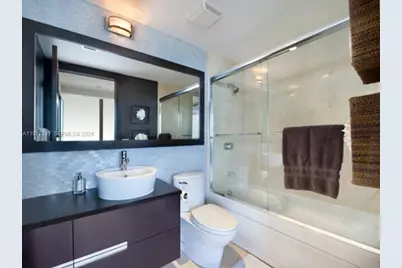 5875 Collins Ave #1008, Miami Beach, FL 33140 - Photo 11