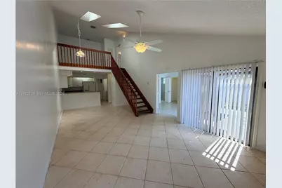 1818 Racquet Ct, North Lauderdale, FL 33068 - Photo 3