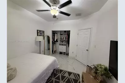 19064 SW 319th St, Homestead, FL 33030 - Photo 15