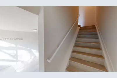 2555 NE 193rd St #2224, Miami, FL 33180 - Photo 9