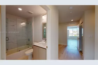 2555 NE 193rd St #2224, Miami, FL 33180 - Photo 17