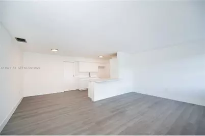 9040 NW 26th Pl Sunrise Golf Village, Sunrise, FL 33322 - Photo 11