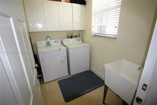 7635 Ironhorse Blvd, West Palm Beach, FL 33412 - Photo 11