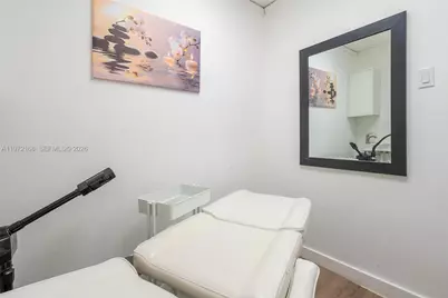 Taft St, Pembroke Pines, FL 33024 - Photo 23