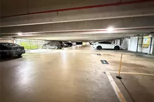 17145 N Bay Rd, Sunny Isles Beach, FL 33160 - Photo 31