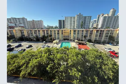 17145 N Bay Rd #4613, Sunny Isles Beach, FL 33160 - Photo 25