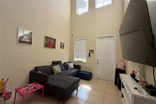 1385 SE 26th Ave, Homestead, FL 33035 - Photo 3