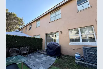 1385 SE 26th Ave, Homestead, FL 33035 - Photo 19