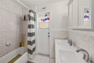 227 SW 13th Ave, Boynton Beach, FL 33435 - Photo 29