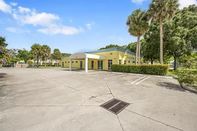 5205 Village Blvd, West Palm Beach, FL 33407 - Photo 1