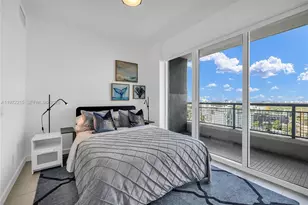 60 SW 13th, Miami, FL 33130 - Photo 15