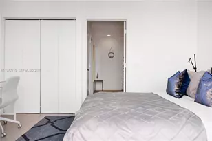 60 SW 13th, Miami, FL 33130 - Photo 17