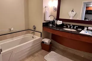 18001 Collins Ave, Sunny Isles Beach, FL 33160 - Photo 21