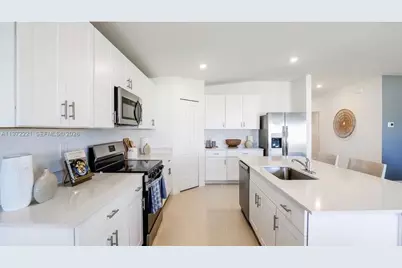 329 Marta Dr, Lehigh Acres, FL 33974 - Photo 3