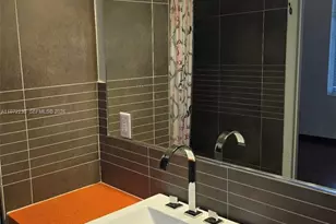 435 21st St, Miami Beach, FL 33139 - Photo 11