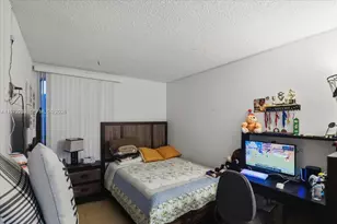 200 177th Dr, Sunny Isles Beach, FL 33160 - Photo 37