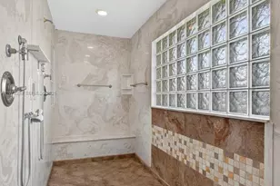 112 Camelot Ct, Royal Palm Beach, FL 33411 - Photo 37