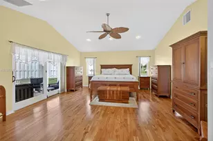 112 Camelot Ct, Royal Palm Beach, FL 33411 - Photo 9