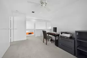 112 Camelot Ct, Royal Palm Beach, FL 33411 - Photo 45