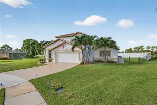 112 Camelot Ct, Royal Palm Beach, FL 33411 - Photo 87