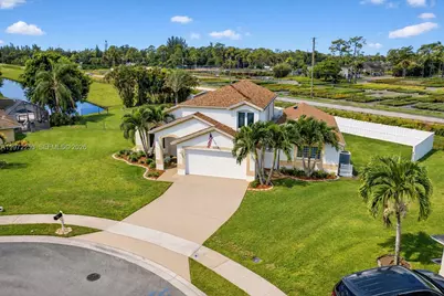 112 Camelot Ct, Royal Palm Beach, FL 33411 - Photo 1