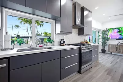1871 NE 186th St, North Miami Beach, FL 33179 - Photo 17