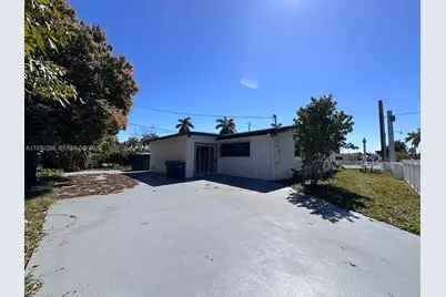 1631 NW 175th St, Miami Gardens, FL 33169 - Photo 23