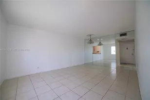 4394 NW 9th Ave, Deerfield Beach, FL 33064 - Photo 9
