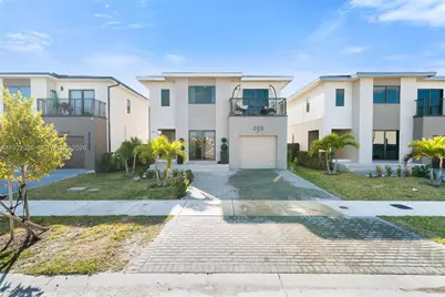 209 NW 13th Pl, Florida City, FL 33034 - Photo 3