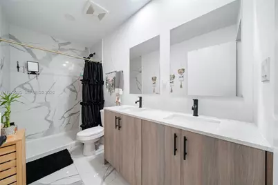 209 NW 13th Pl, Florida City, FL 33034 - Photo 19