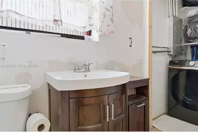 2681 NW 43rd Ave, Lauderhill, FL 33313 - Photo 17