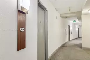 1750 N Bayshore Dr, Miami, FL 33132 - Photo 19