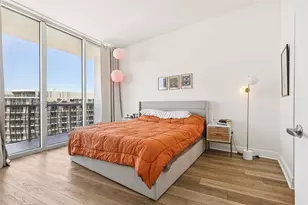 1750 N Bayshore Dr, Miami, FL 33132 - Photo 9