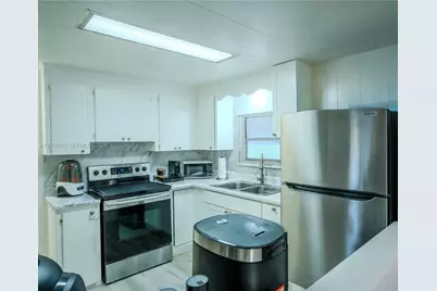 6280 Hamilton Dr, Fort Myers, FL 33905 - Photo 5